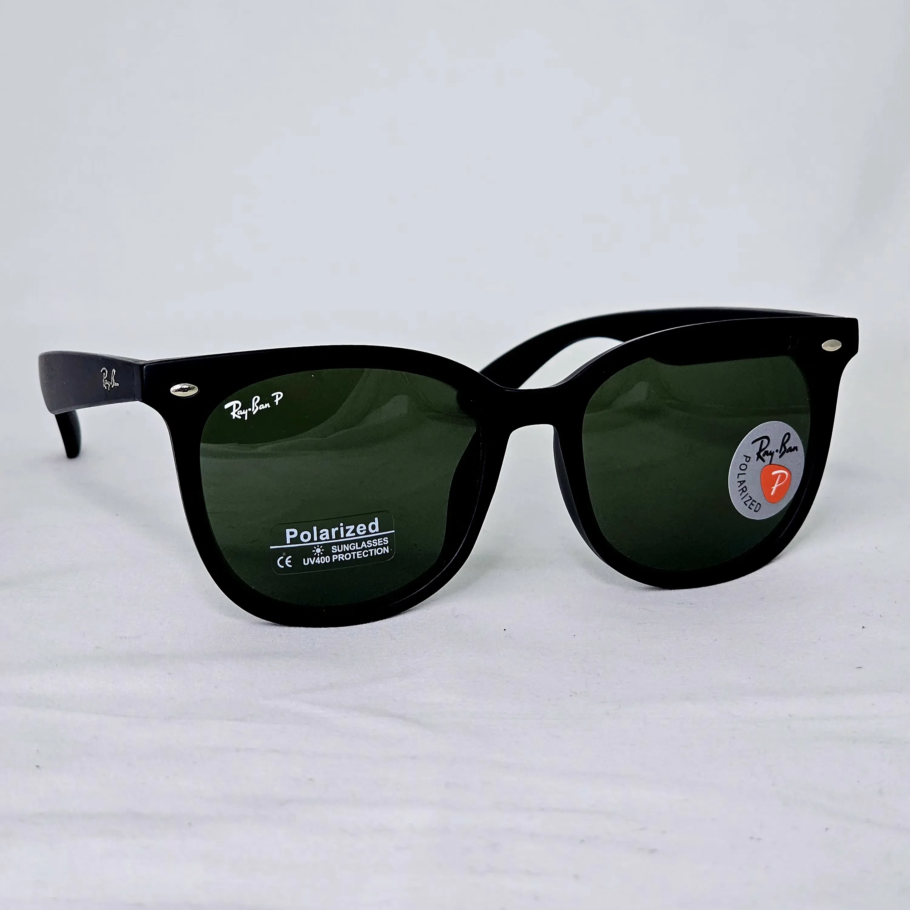 نظارة ري بان R4567 Polarized - تصميم "أوفر سايز" عصري بعدسات بولارايزد وحماية UV400 - Image 3