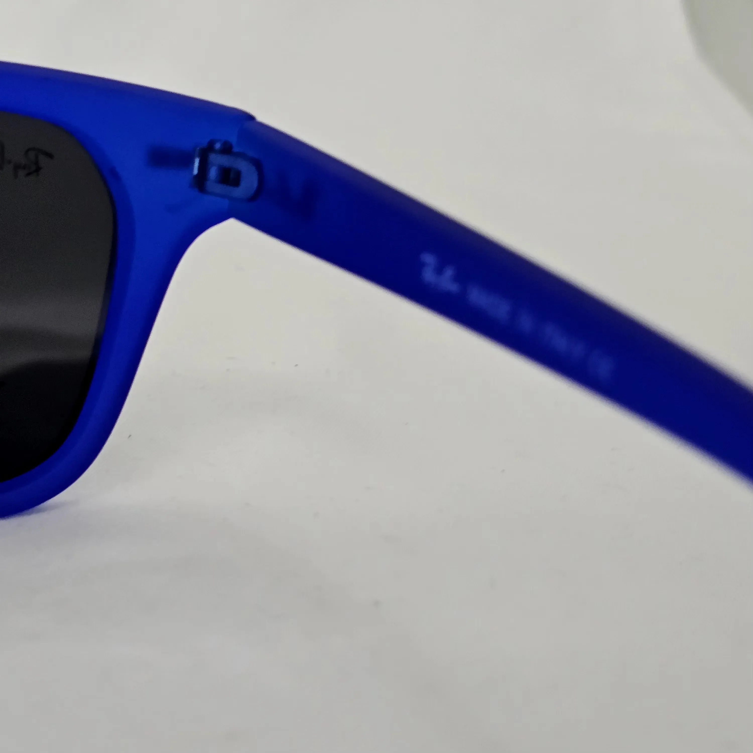 نظارة ري بان R4568 Polarized وي فاير - Image 13