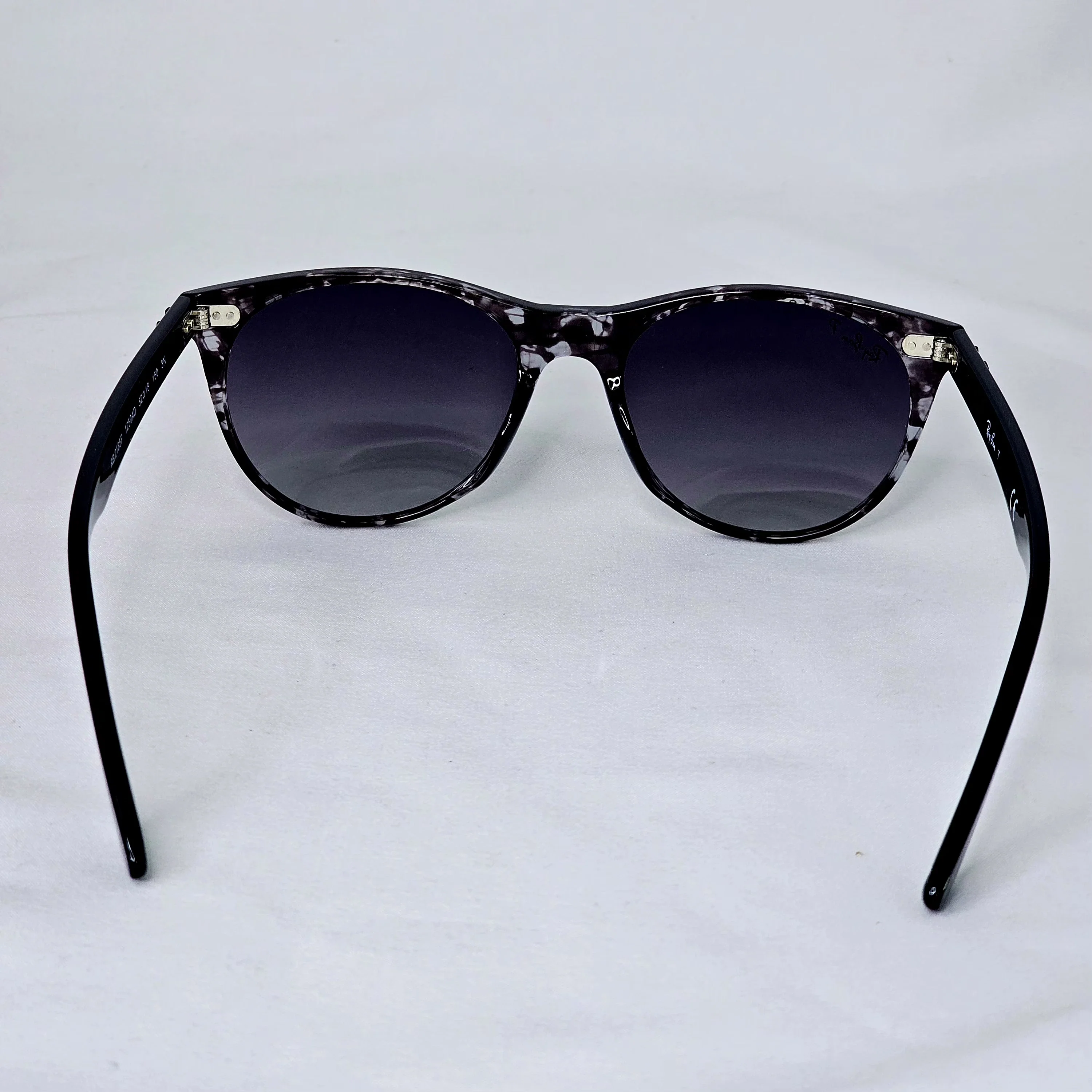 Ray-Ban RB 2185F Wayfarer II - Image 11